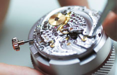 劳力士手表表扣有磕痕是什么原因